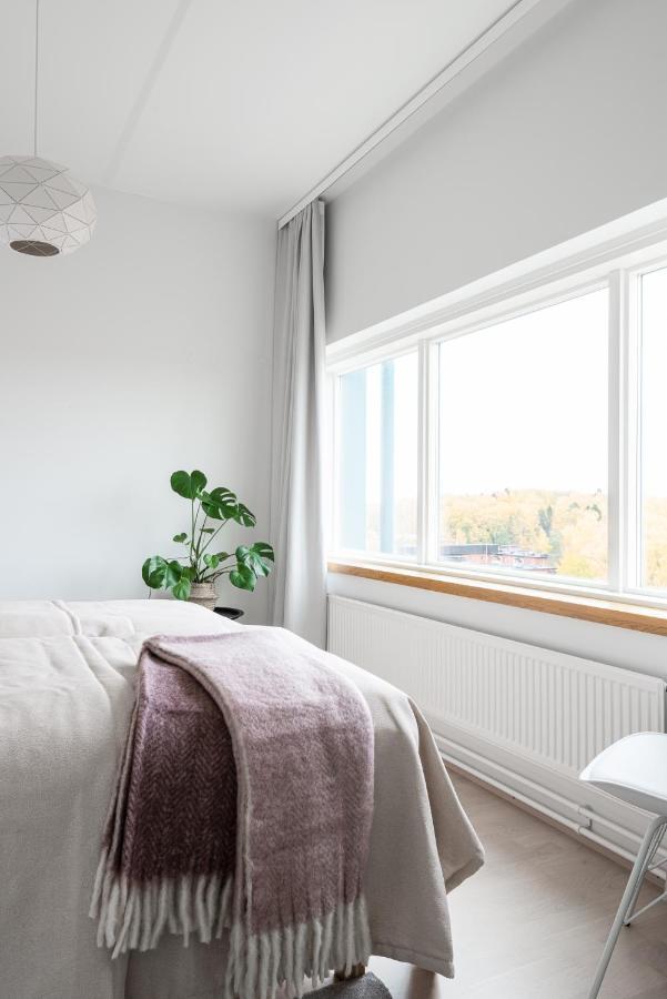 SleepWell Apartments Itäkeskus, close to metro Helsingfors Exteriör bild