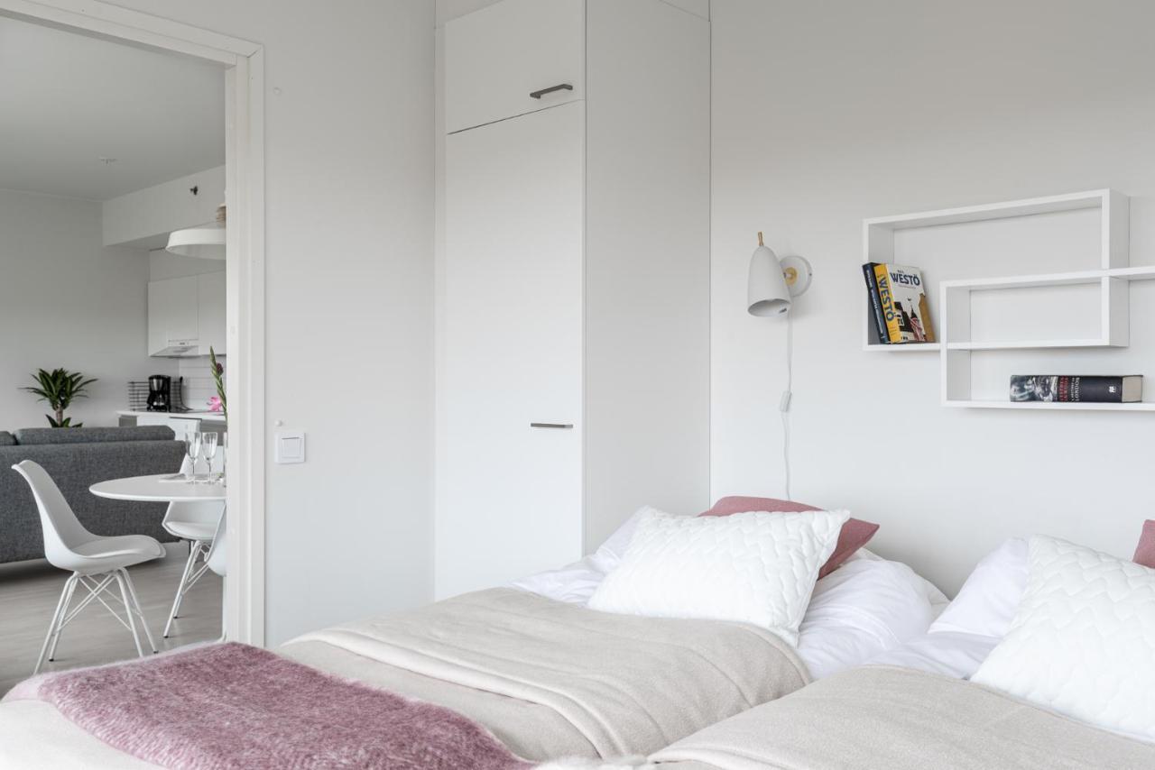 SleepWell Apartments Itäkeskus, close to metro Helsingfors Exteriör bild
